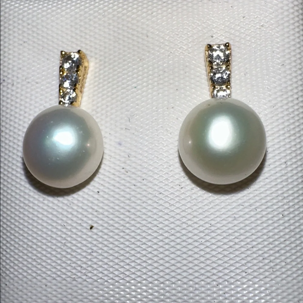 925/Gold Plated Cultured Freshwater Pearl & CZ Drop Stud Earrings - Picture 3 of 3
